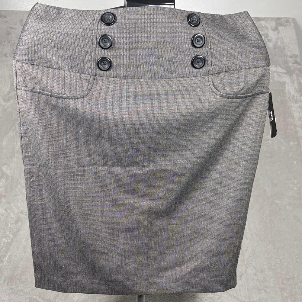 BCX Gray Button-Accent Skirt